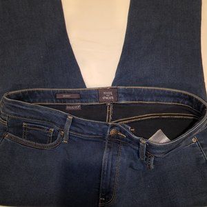 Chico’s by NYDP Skinny LIFTXTUCK Technology Dark Jeans, size 14.